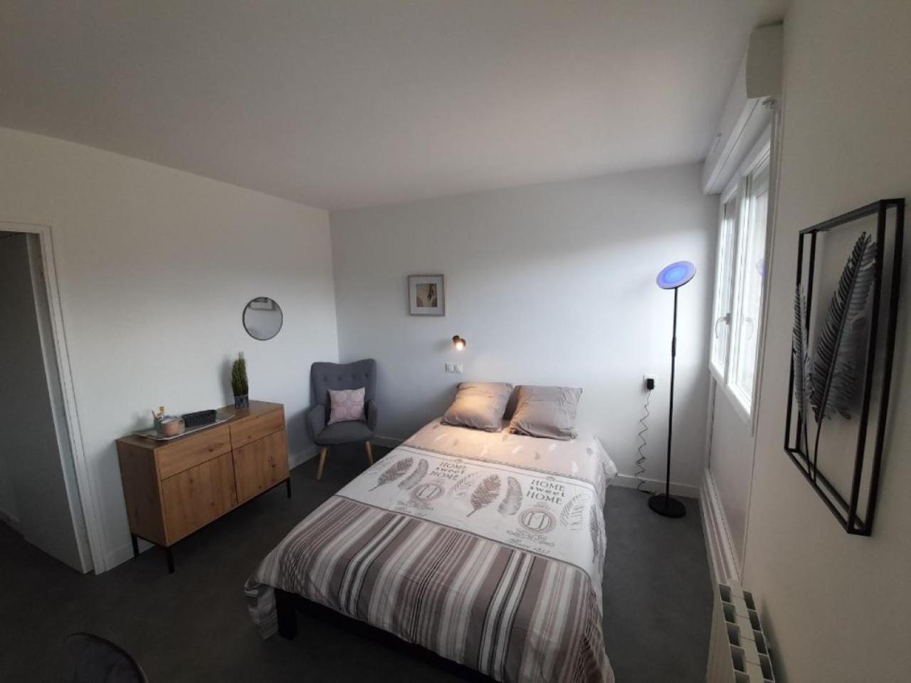 Residence Du Leon Landivisiau Eksteriør bilde
